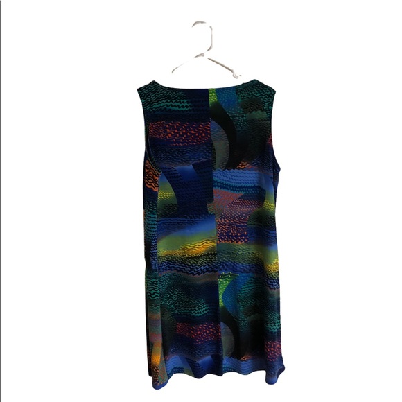 Abstract coloured dress - Picture 2 of 3